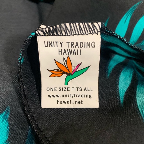 Unity Trading Hawaii Sarong - Picture 3 of 4